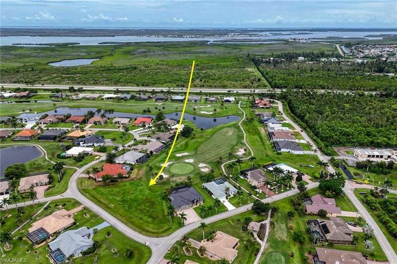 Two lots side by side , build one massive home or twp homes