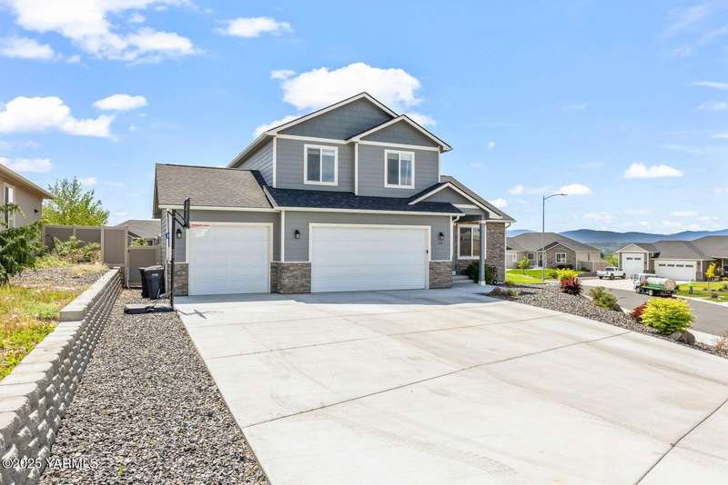 1589 Valhalla Loop006