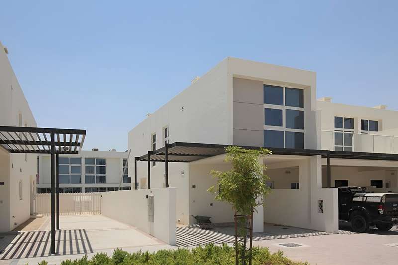 BHM-S-563539_01Unfurnished - 3 BR - 76, Trixis, The Roots DAMAC Hills 2, Damac Hills 2 _1.JPG