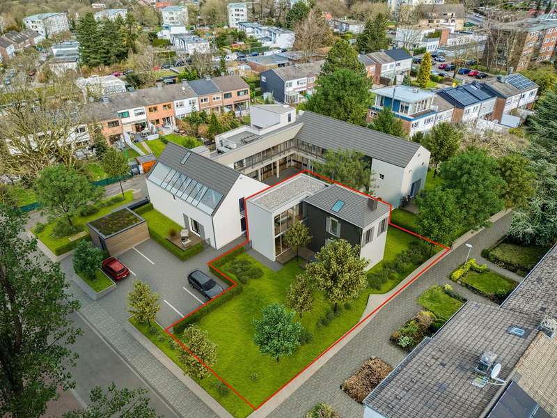 Visu Straßenseite Herrenhaus markiert