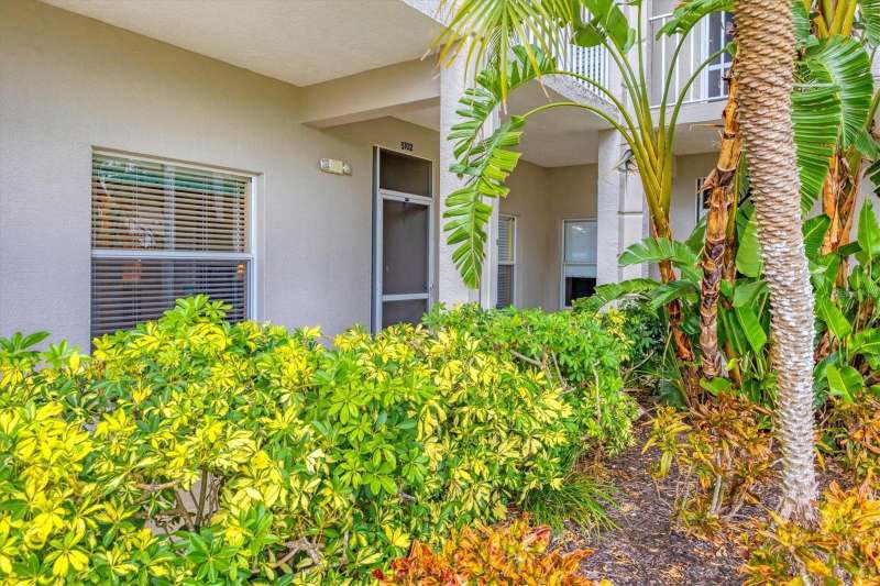 Covered entryway