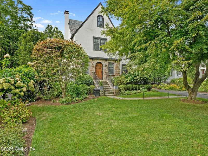 143 lockwood front