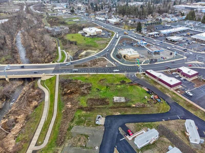 06-137 North Phoenix Road - Aerial-6