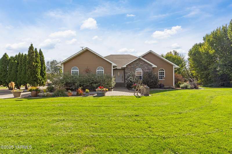 3400 Naches Tieton Rd
