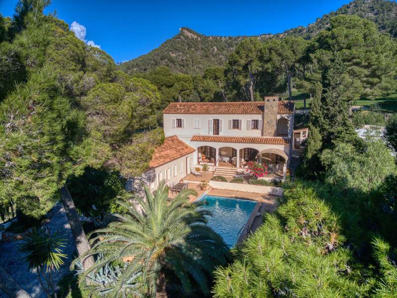 Villa-con-piscina-golf-cerca-del-mar-Son-Servera