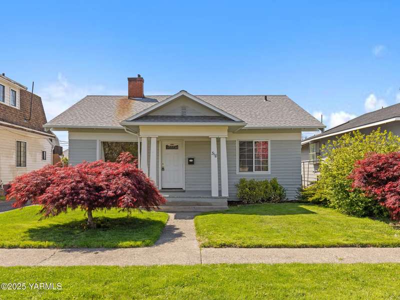 318 S 13th