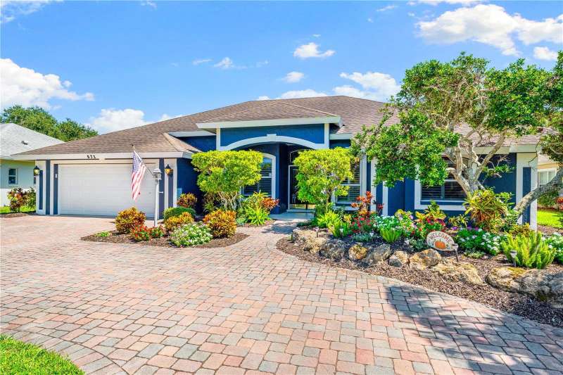 Welcome to 571 Pine Ranch East Rd