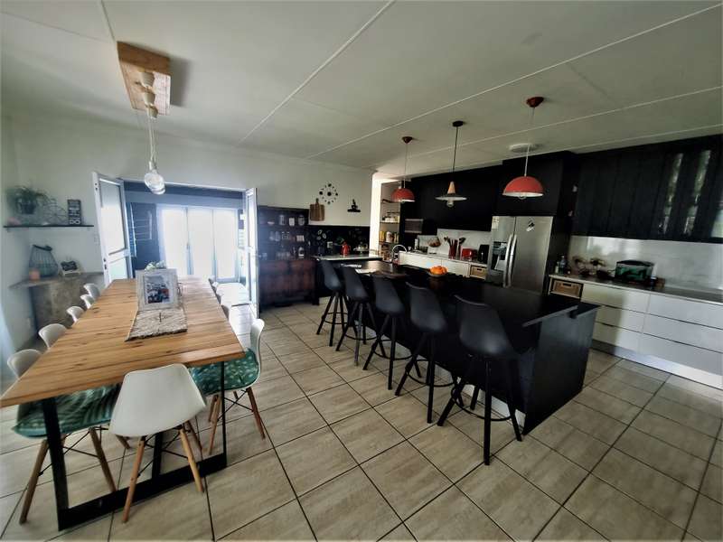 Open plan kitchen, dining room and lounge