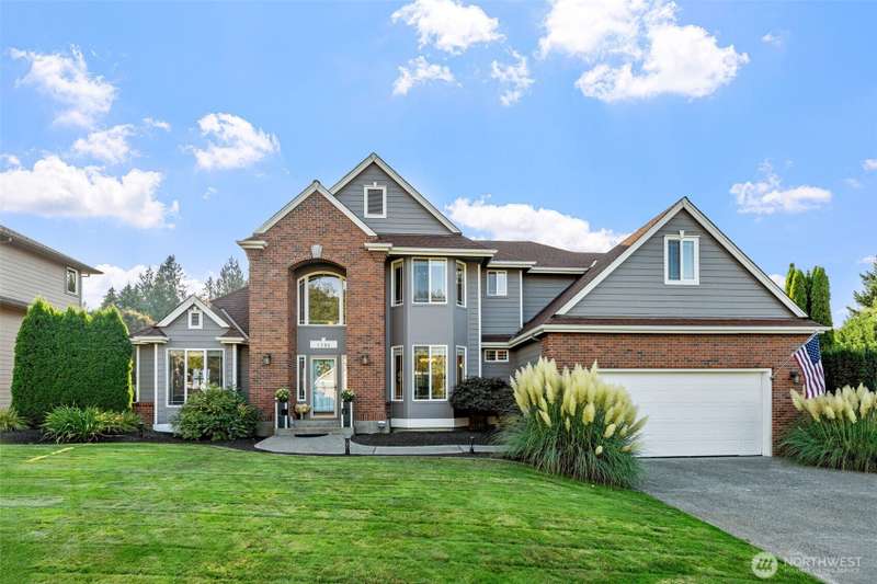 Stunning home located in the highly desirable Maplewood Terrace neighborhood.