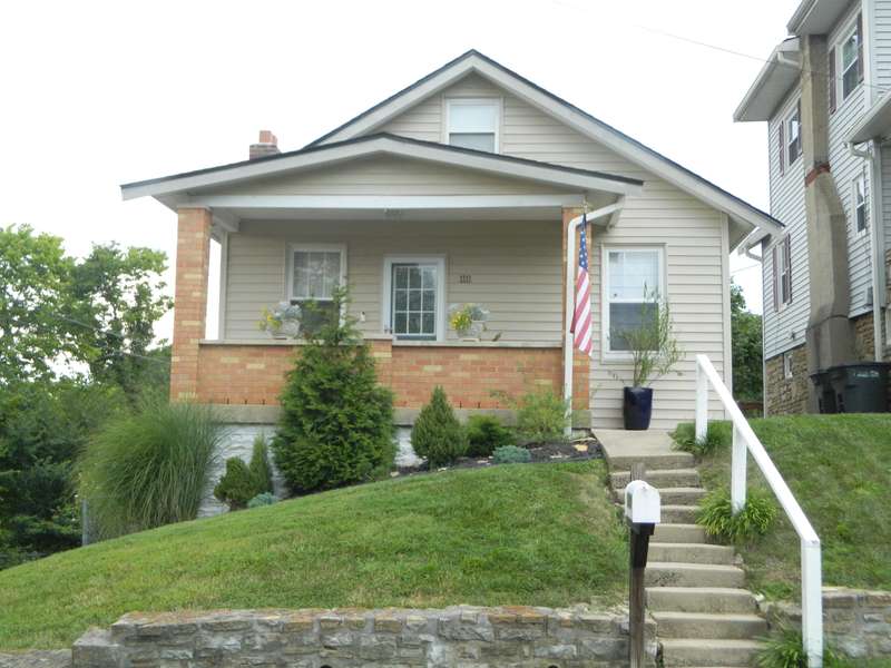1111 Locust