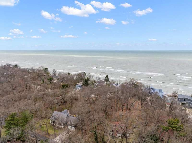 Build your future home here!