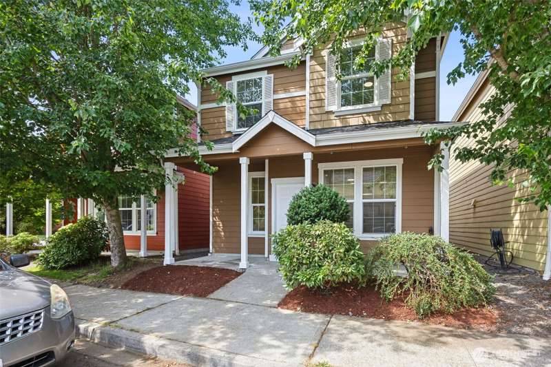 Front of home with covered porch