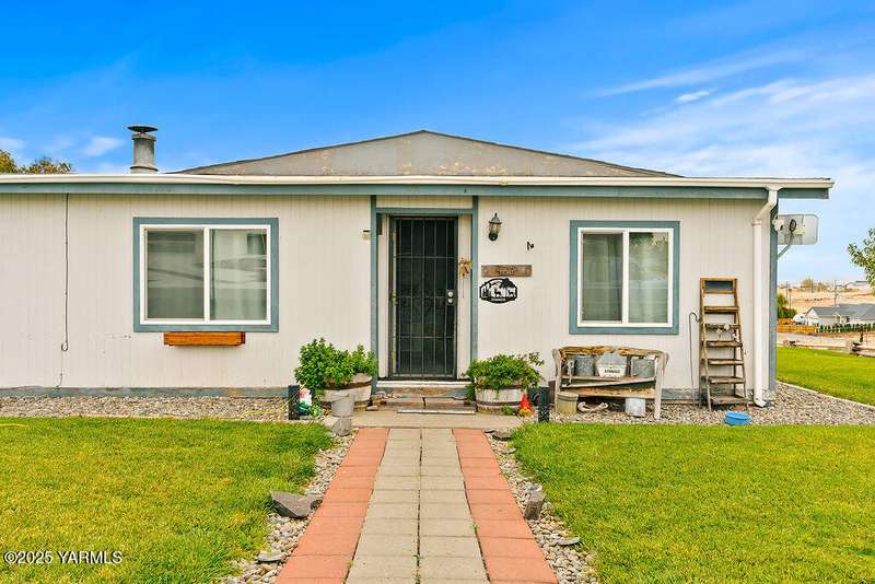 14820MacAuleyRd-9