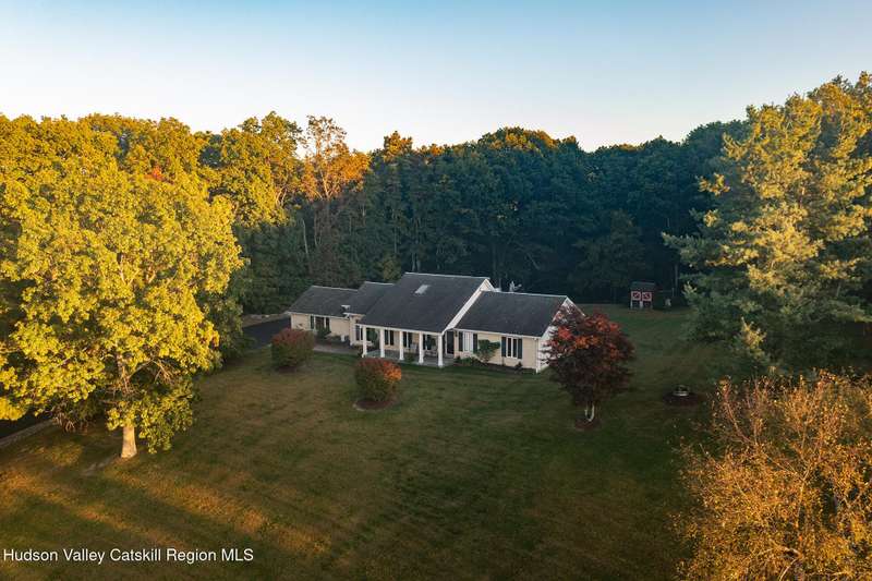 23_46 Brothers Rd Ancram