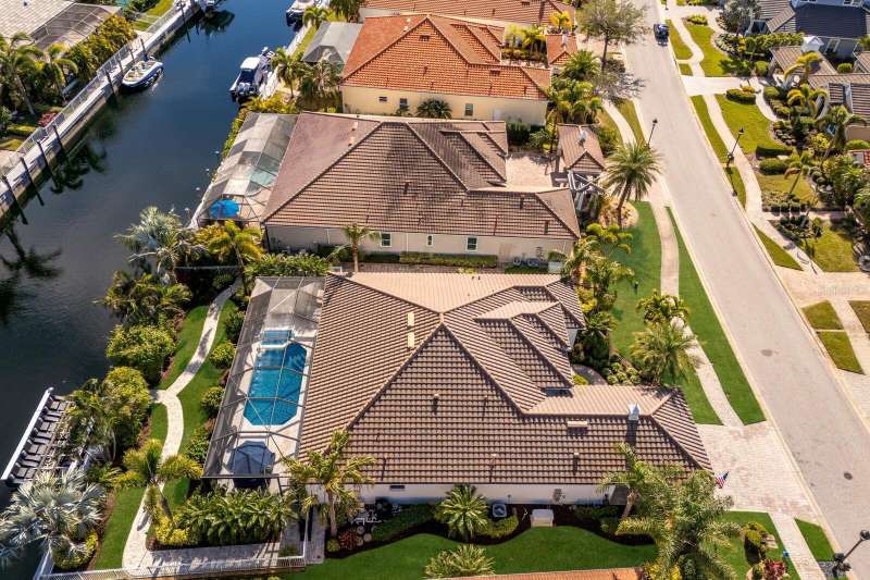 Water canal Boat dock pool home -beautifully upgraded.