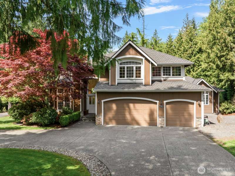 Step into this 3080* sq ft, 4 bedrooms, 2.5 bath home with a main floor bonus room and office.