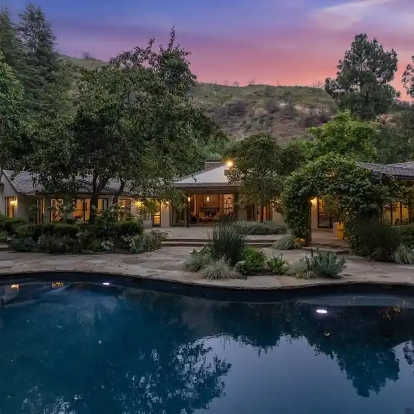 Exquisite Brentwood Estate on 112 Private Acres