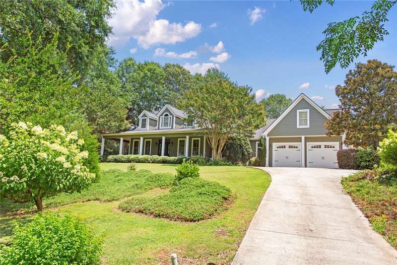 Beautiful yard.
