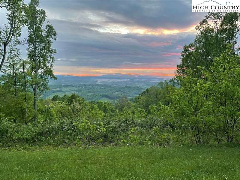 Spectacular Northeast Sunrise views.