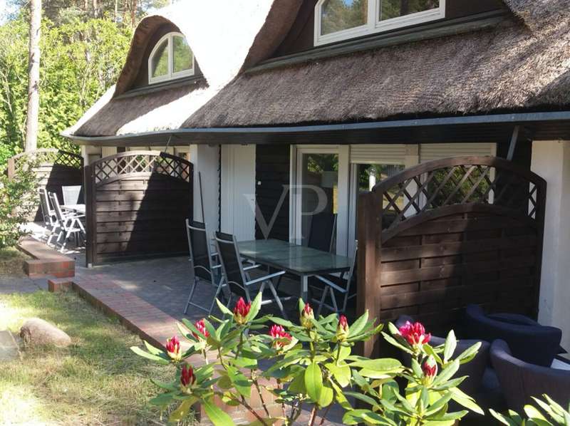 Reetdach- Ferienhaus VP