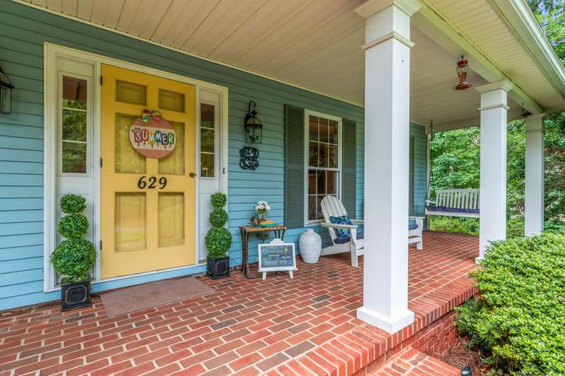 Front Porch Dreamin!