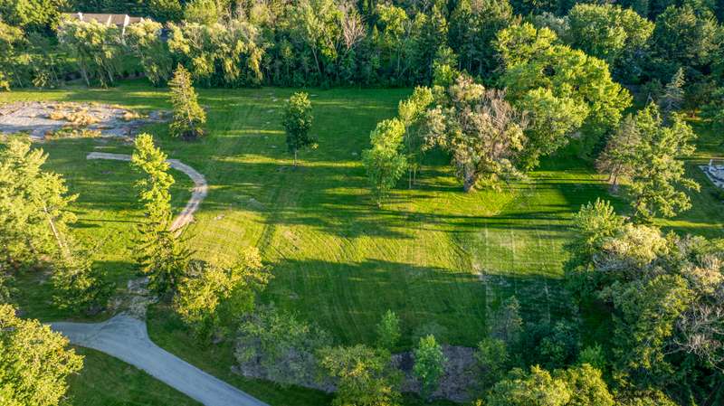 Tranquil Wooded Lot