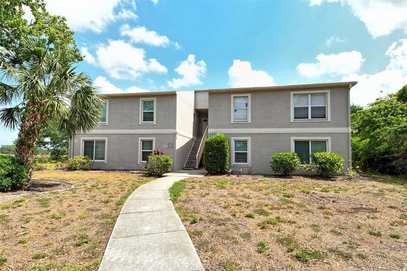 Ground floor 2-bedroom, 2-bathroom condominium
