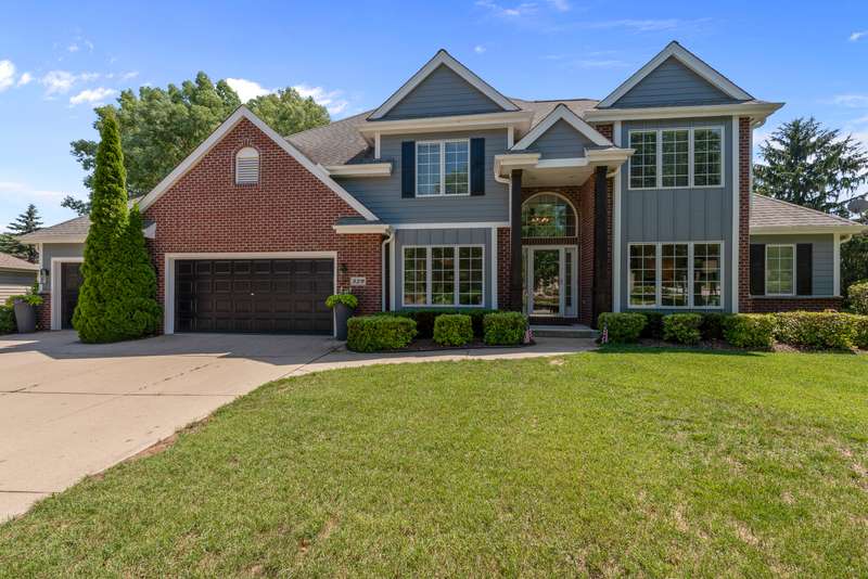 329 W. Bridge Street