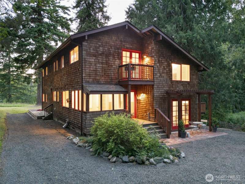 Welcome to 14855 Phelps Rd NE, Bainbridge Island