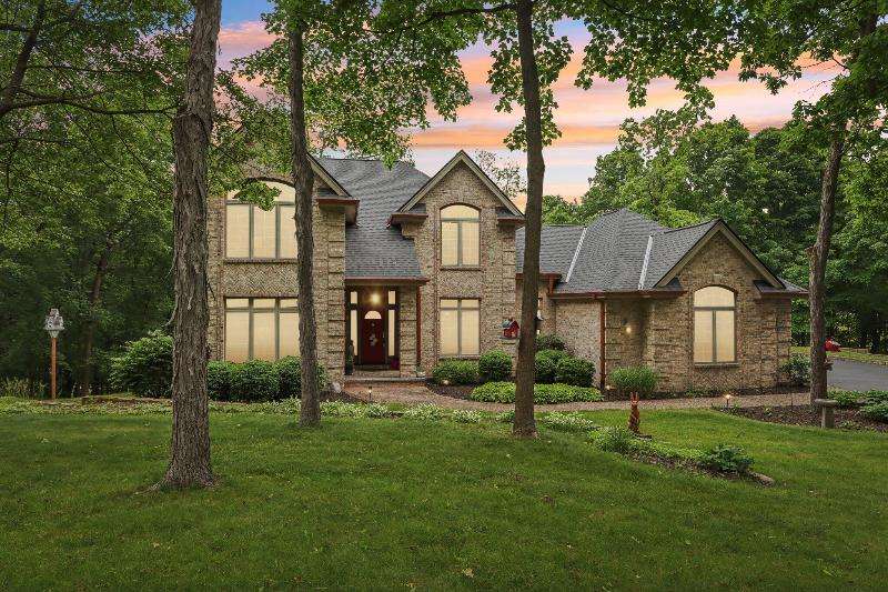 W332S9291 Red Brae Dr