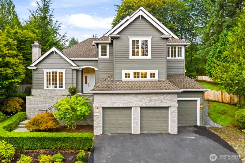Beautifully updated Burnstead built home in a quiet cul-de-sac.