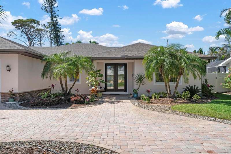 Front entry circular driveway