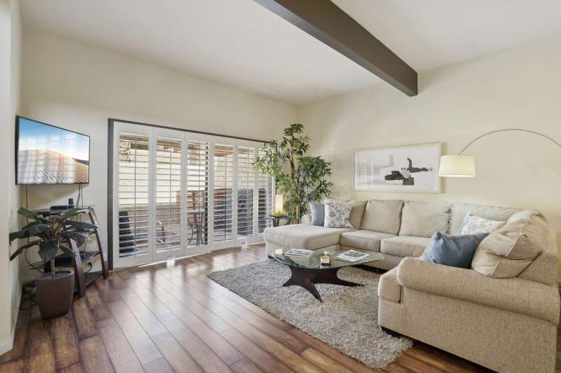 4-web-or-mls-Foxtail Ln-3005-004