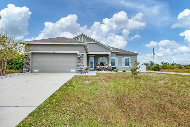 Front-home is perfectly positioned on an overszied corner lot