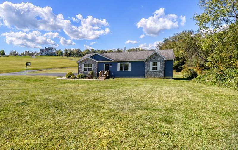 Welcome to 1668 Colora Rd.