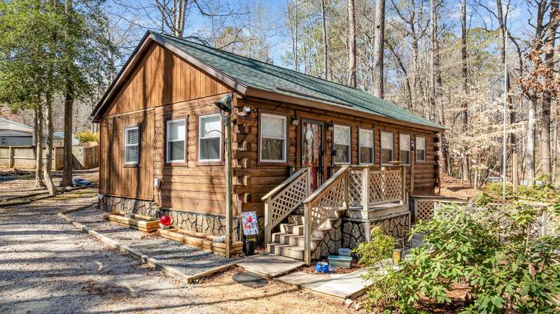 Welcome to 125 Cimarron Drive!