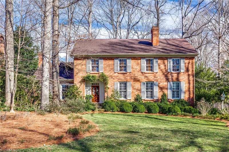 3016 Lake Forest Drive