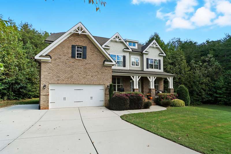 Expanded driveway for additional parking
