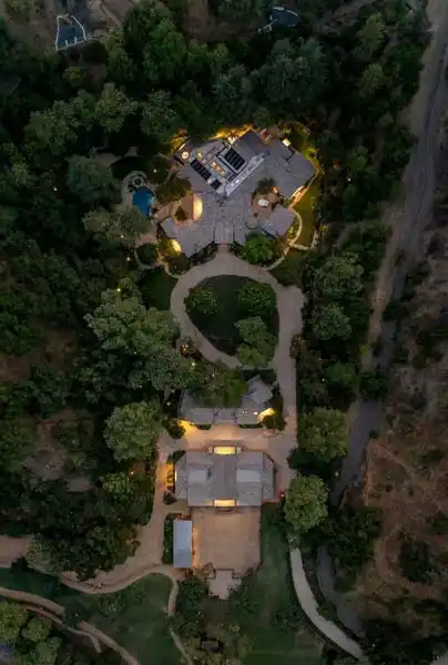 Exquisite Brentwood Estate on 112 Private Acres