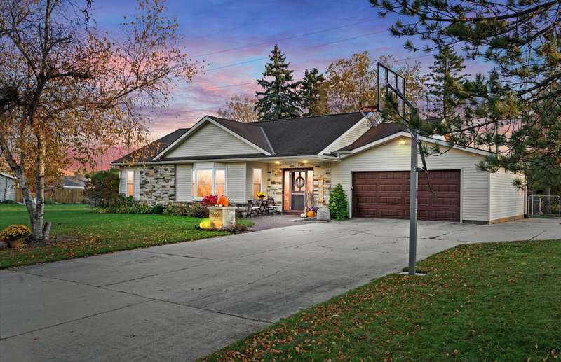 Beautiful! Rebuilt in 2009!