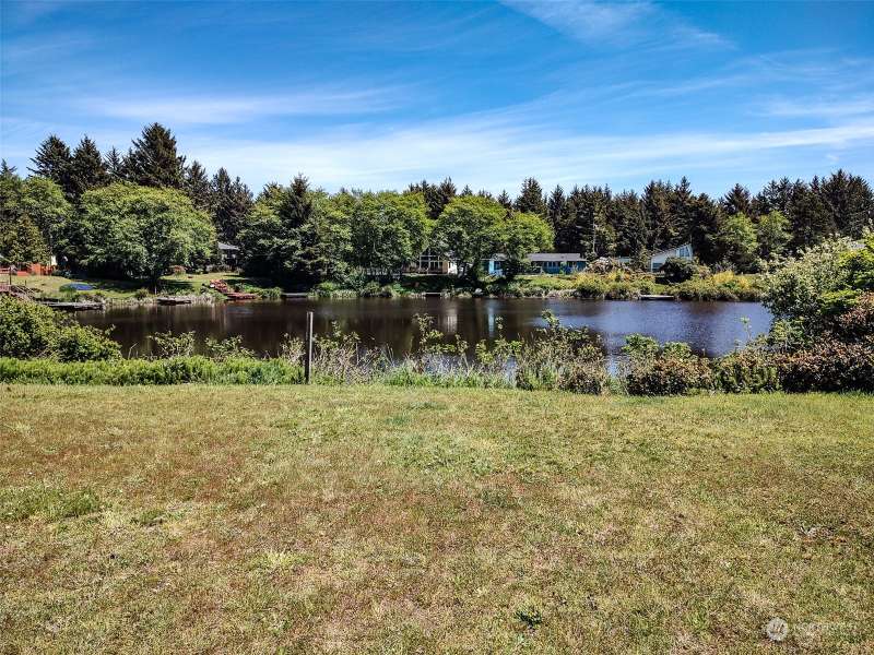 Beautiful Duck Lake waterfrontage