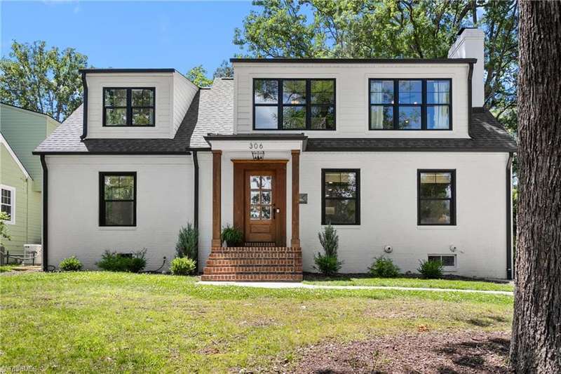 306 W Greenway Drive S Greensboro, NC 27403