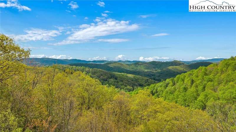 This cabin holds a secret surprise view from the b