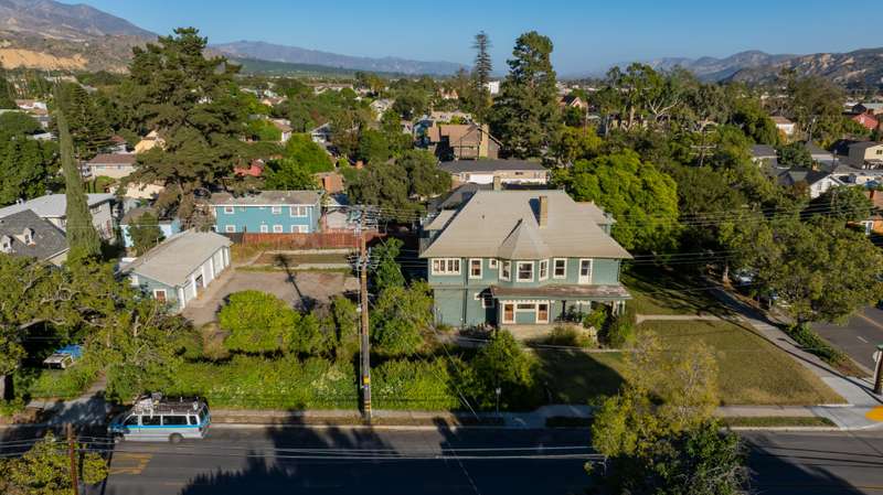 S8C_805 E Santa Paula_11