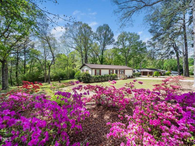 2-web-or-mls-1301 Lynwood-190