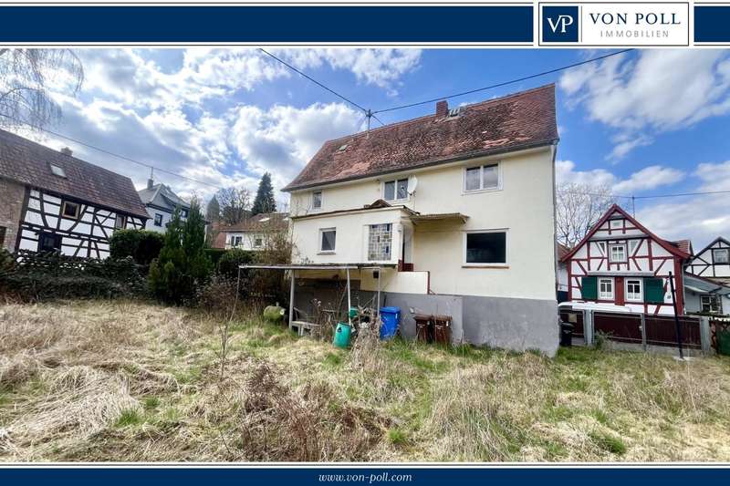 Gemütliches Fachwerkhaus mit großem Grundstück in Lorsbach
