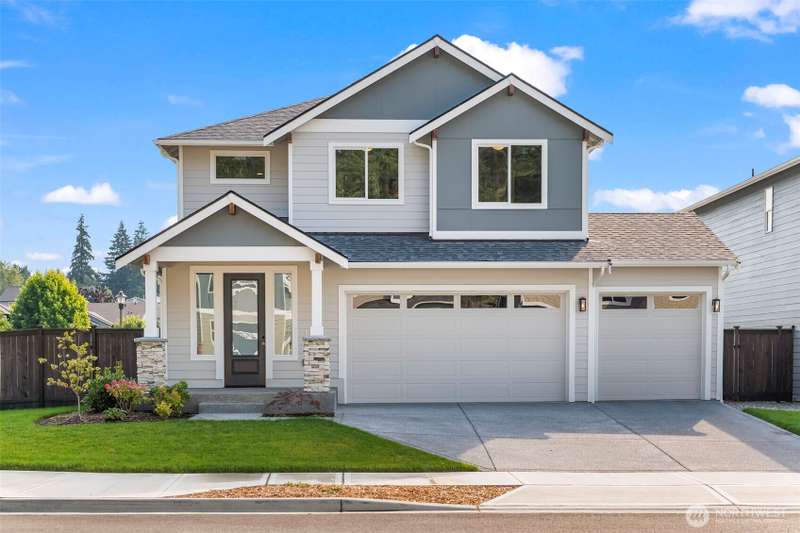 Picture of previously completed home in the community. For illustrational purposes only. Actual plans and specs may vary. Some features shown are upgrades.