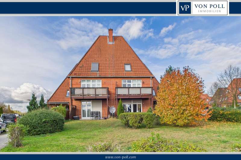 Blick auf das Mehrfamilienhaus