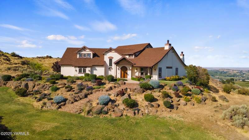 Beautiful, Mature Landscaping
