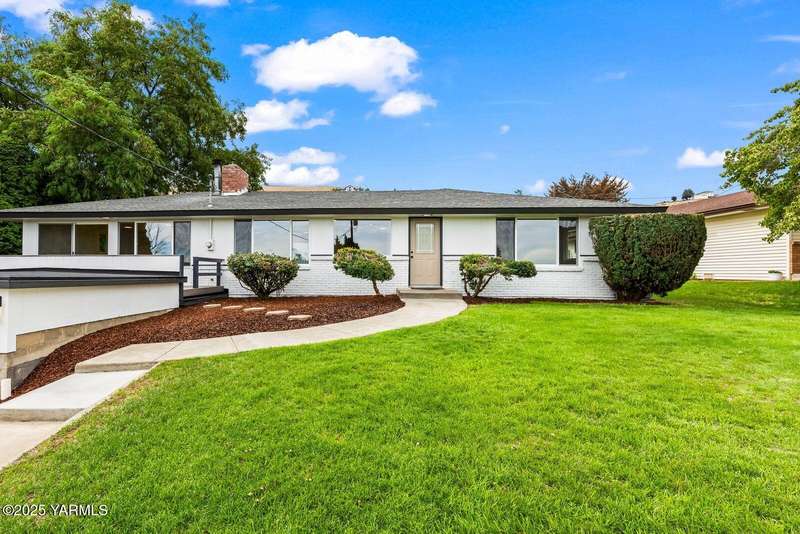 602 Meadowbrook Rd006